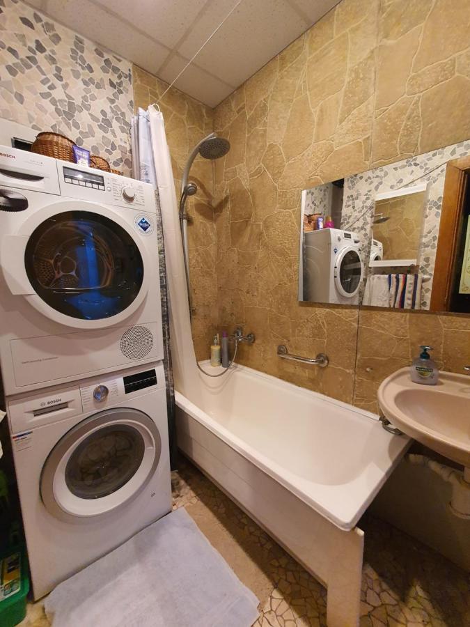 Pas Birute Hotell Kaunas Exteriör bild