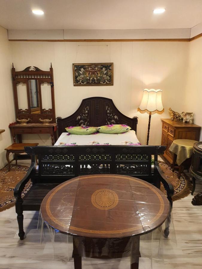 Pas Birute Hotell Kaunas Exteriör bild