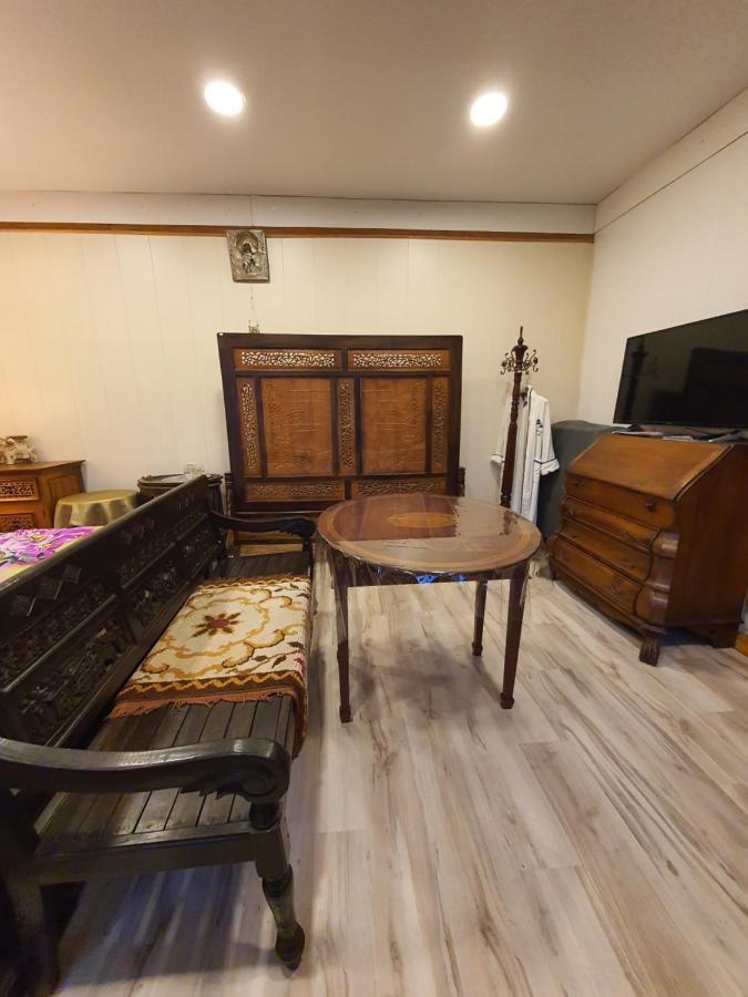 Pas Birute Hotell Kaunas Exteriör bild