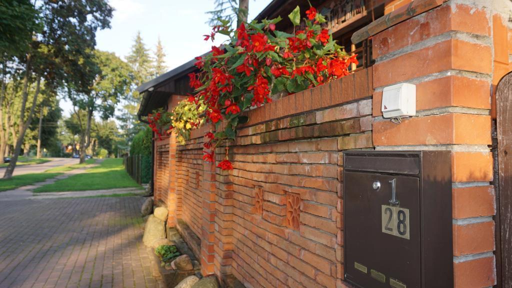 Pas Birute Hotell Kaunas Exteriör bild