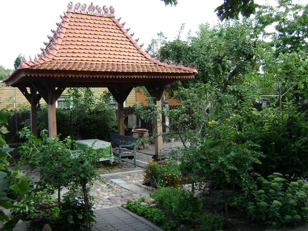 Pas Birute Hotell Kaunas Exteriör bild